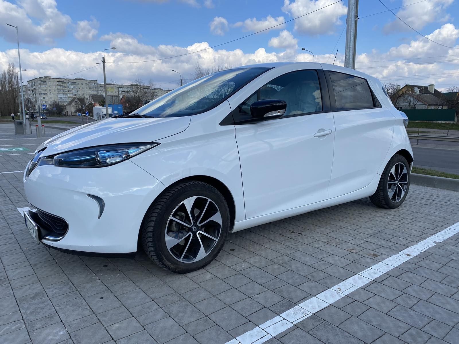 Продам Renault Zoe