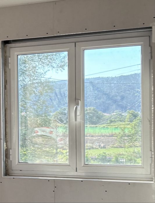 Porta e janelas em bom estado