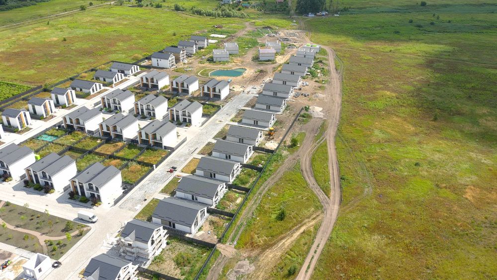 Комерційне приміщення: магазин, відділення пошти, інвестиція.