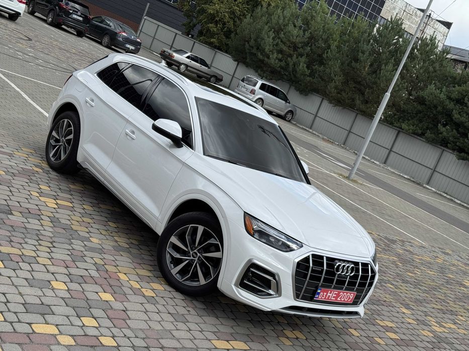 Audi Q5 2021 Свіжопригнана гібрид
