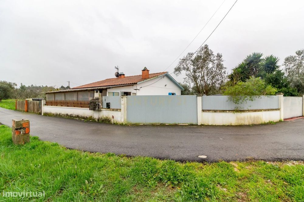 Moradia T2, na Travessa da Capela, Vale da Gunha!