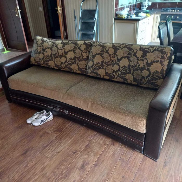 диван Белона Италия