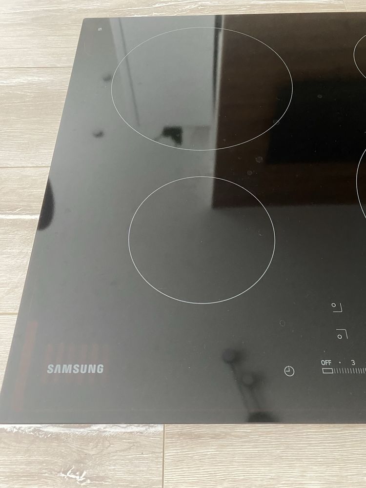Варильна індукційна поверхня samsung