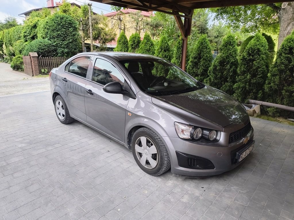 Chevrolet Aveo sedan