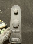 Sterowanie lusterek seat Leon