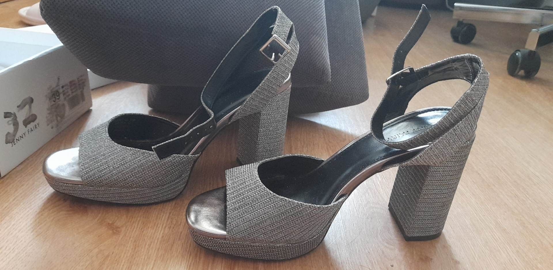 Buty sandałki STUDNIÓWKA wesele