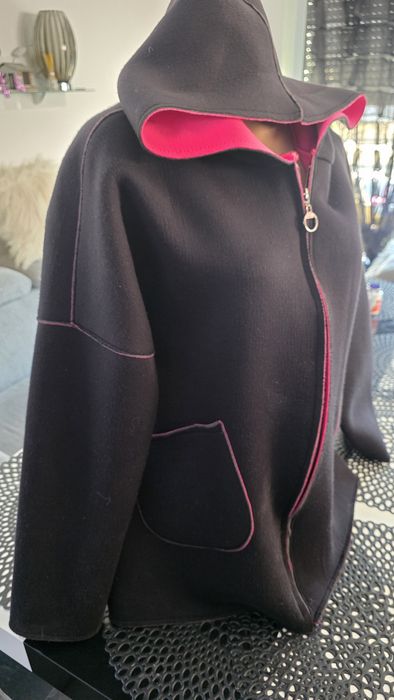 Długa stylowa bluza kurtka włoska