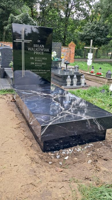 Nagrobek Kompozyt Premium 4299 zł z montażem oraz dostawą Promocja.