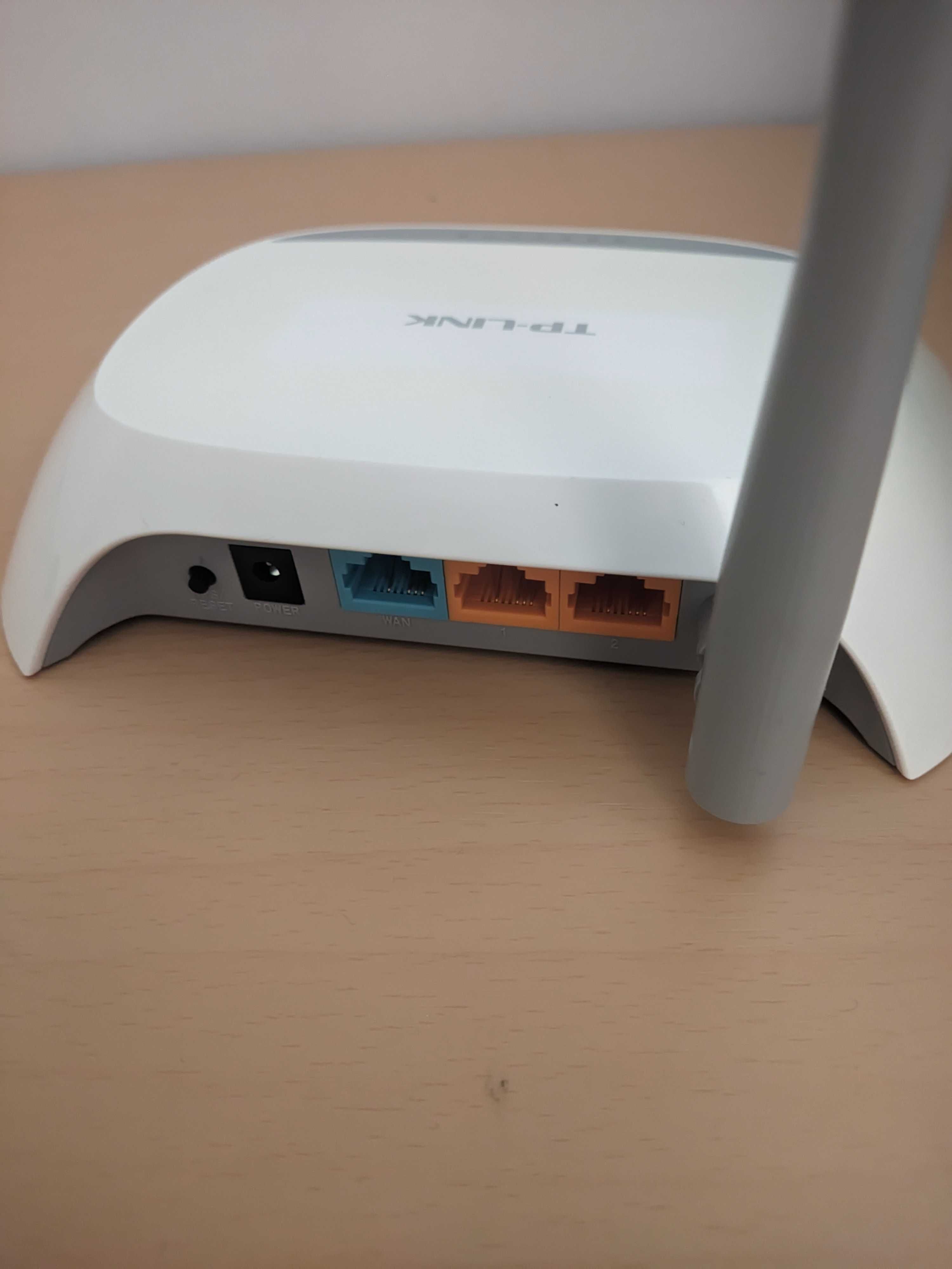 Маршрутизатор TP-LINK TL WR720N.