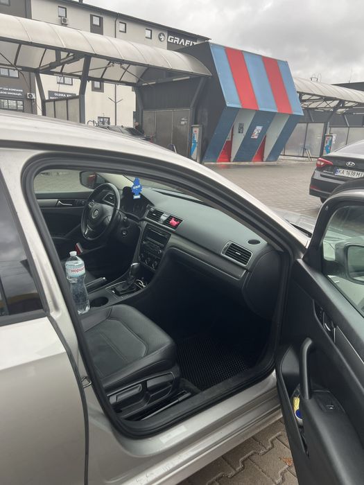 Продаж Фольксваген Пассат B7