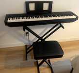 Piano Digital Yamaha P45 - piano para aulas