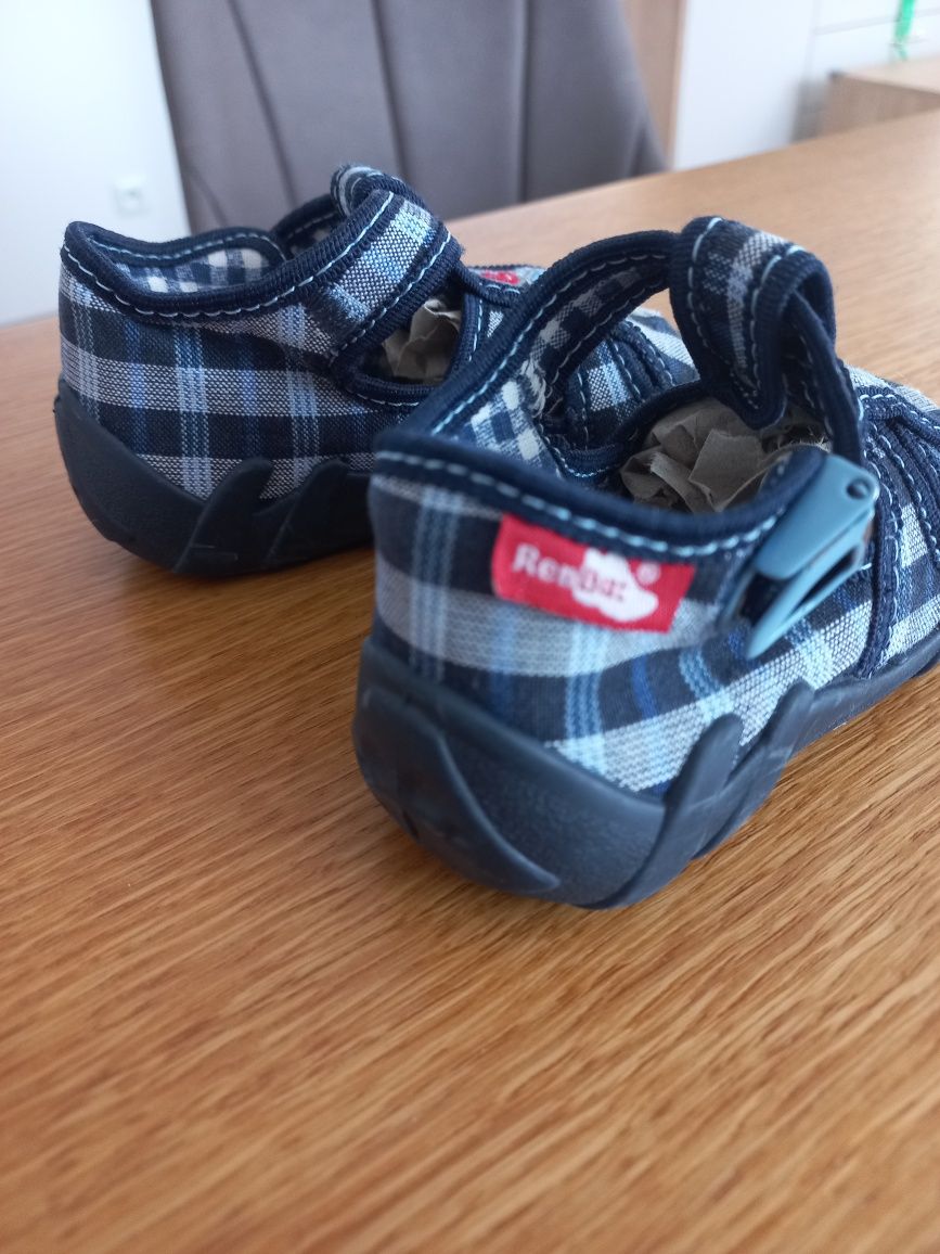 Buty, kapcie dla chłopca, Renbut