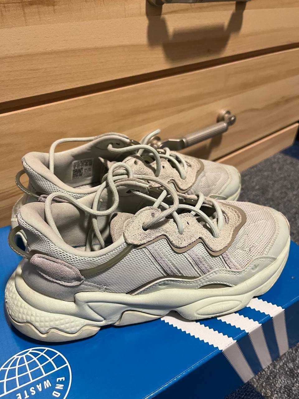 Кросівки жіночі Adidas OZWEEGO оригінал 36 розмір, us 6, 37 1\3 eu