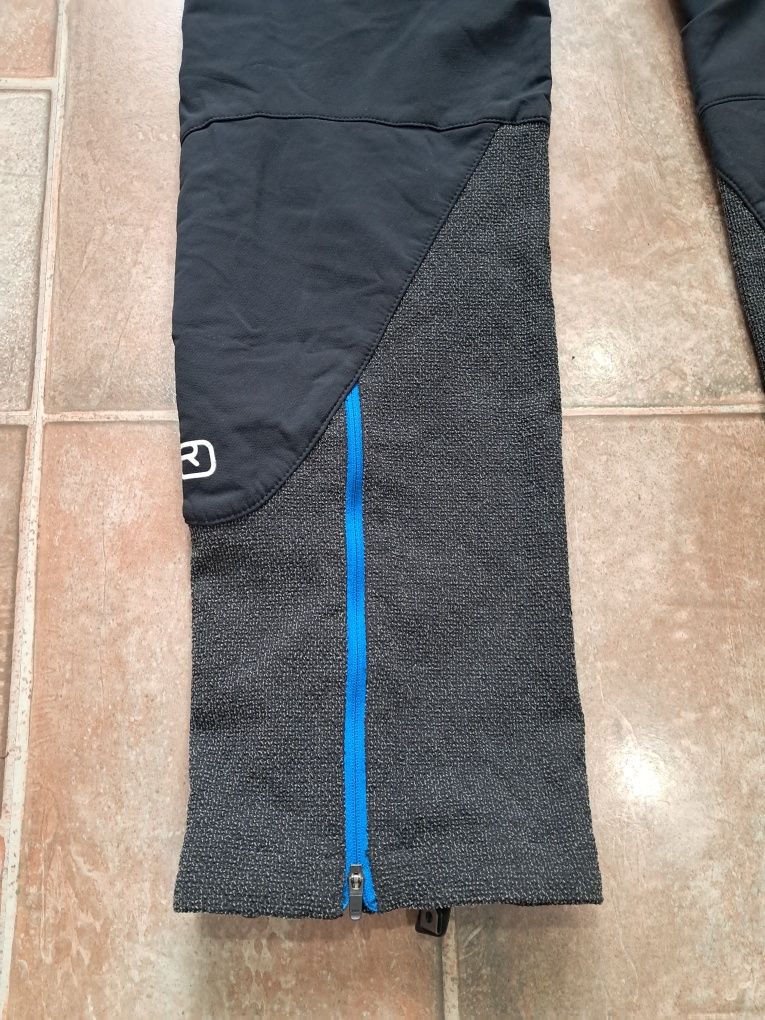 Трекінгові гібрідні штани Ortovox Merino Insade