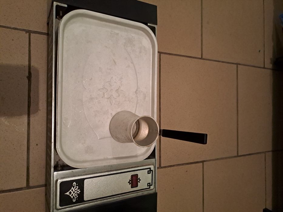 Продам електрокофеварку