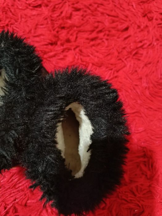 Zimowe buciki dla dziewczynki