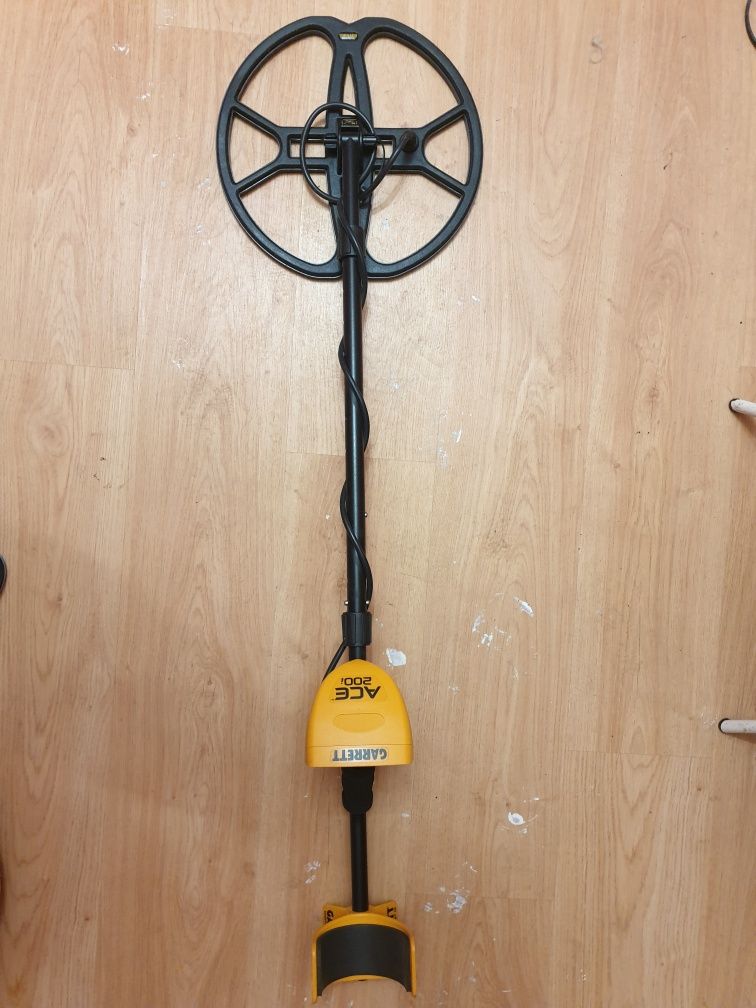 продам garrett 200i металоискатель