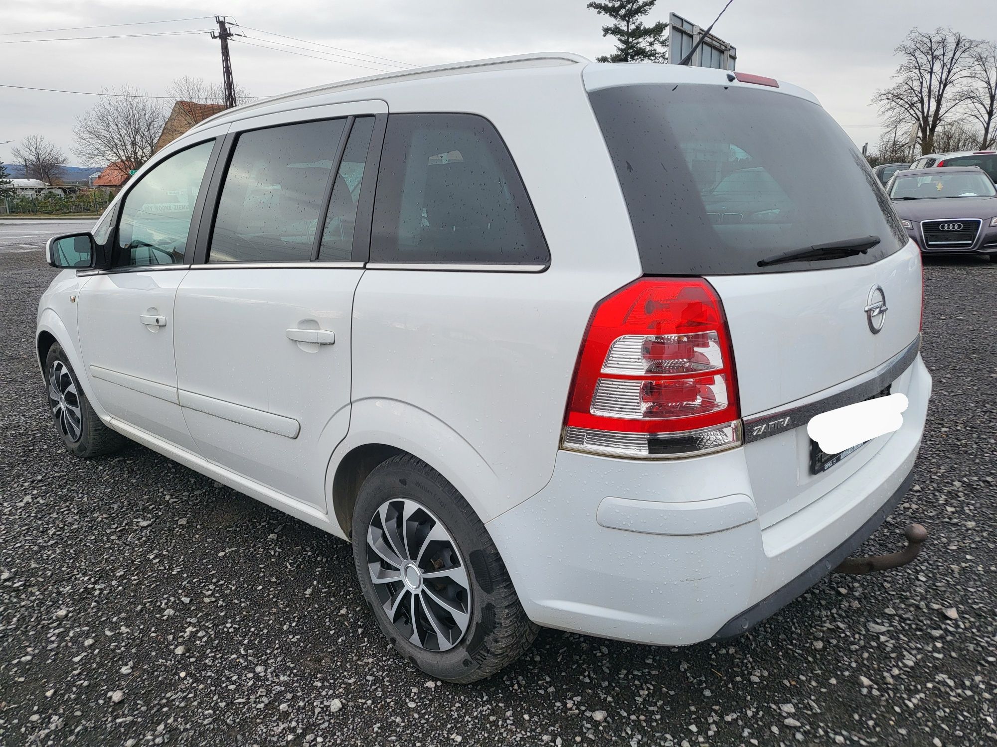 Opel Zafira 7 osób  Zadbana Benzyna Opłacona