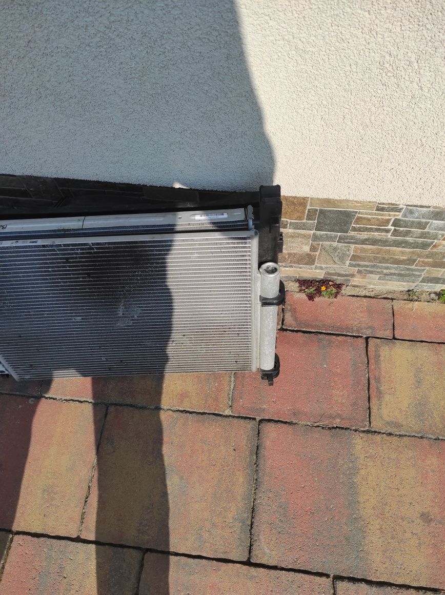 Sprzedam do renault captur I lift 1.3 tce chłodnice intercooler woda