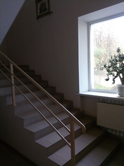 Продам базу торгово-промышленного назначения.