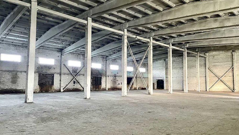 Виробничо-складський комплекс 10 560 м2, Тернопільська обл, Борщів