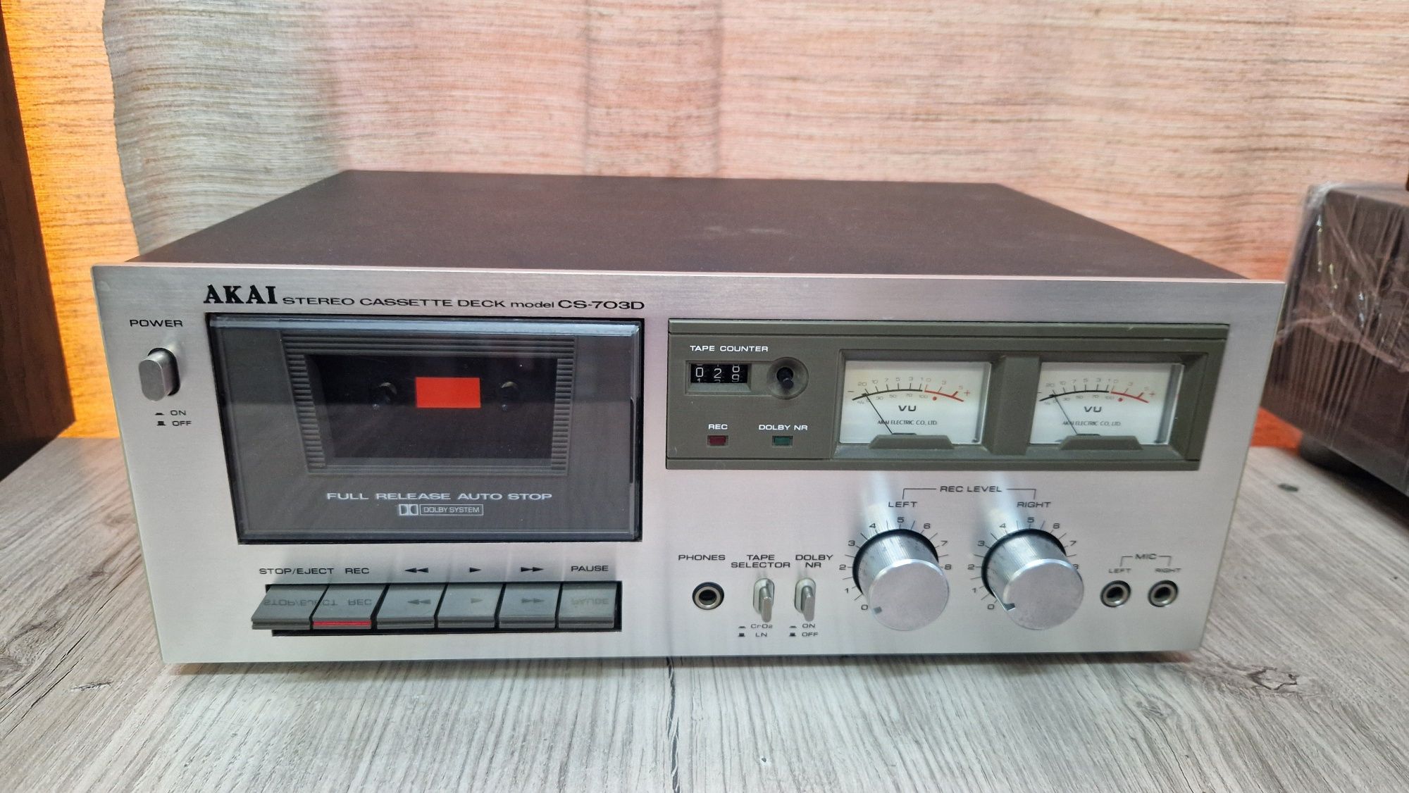 Стерео касетна дека Akai CS-703D