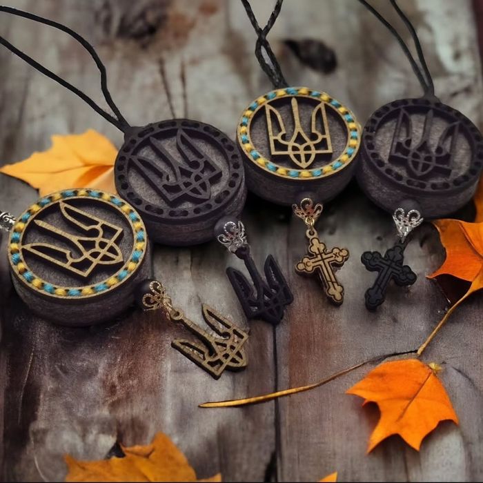 Дерев'яний авто ароматизатор, подарунок чоловіку,колезі, хлопцю