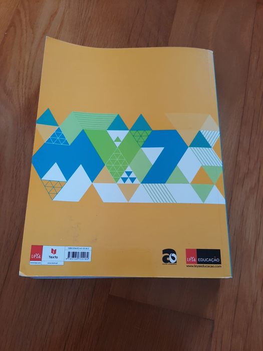 Livro de exercícios de matemática A 10⁰, 11⁰ e 12⁰ ano