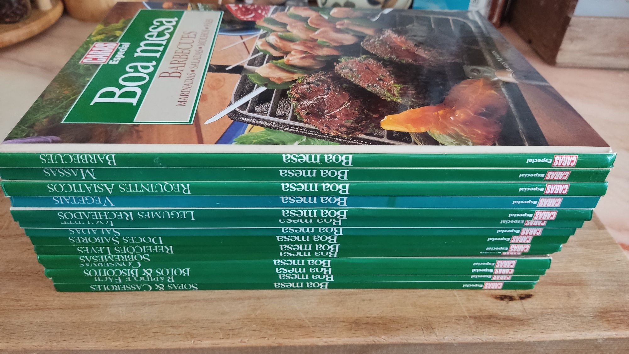 Coleção 14 livro de receitas - Caras