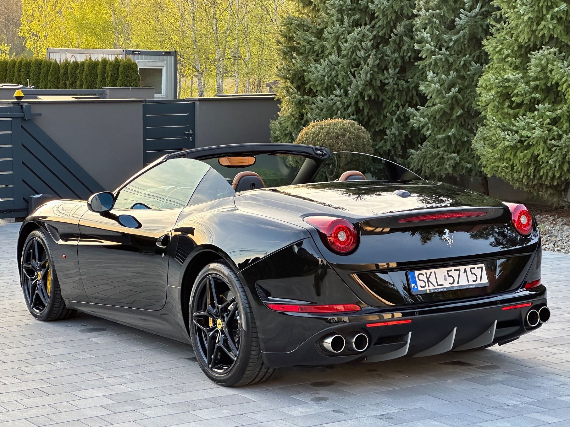 Ferrari California T