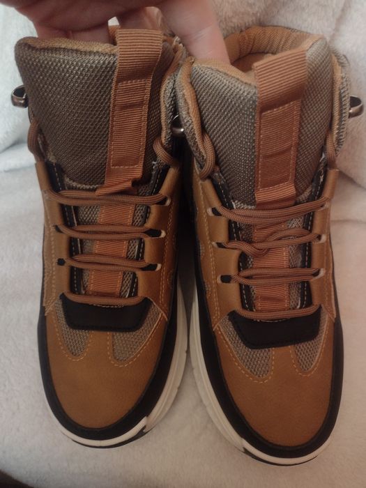 38,5р./24,5см. Зимові кросівки- термо черевики на хутрі для хлопчика