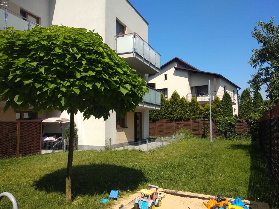 Pokój w mieszaniu 3-pok., kameralny, taras, ogód, ZABŁOCIE ul.SARMACKA