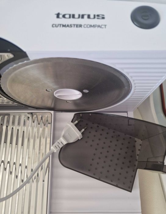 Krajalnica Taurus Cortafiambres Plegable Cutmaster Compact biały 100