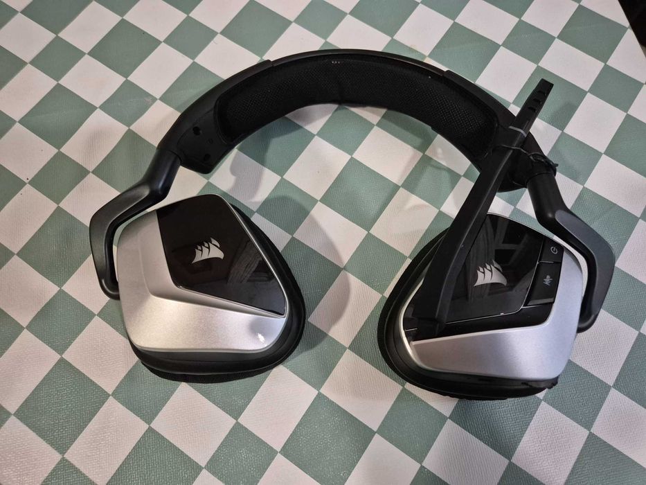 Corsair Auscultadores gaming VOID PRO Wireless