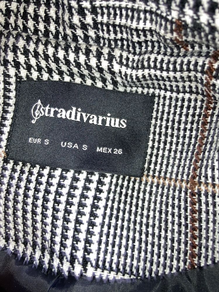 Пальто Stradivarius