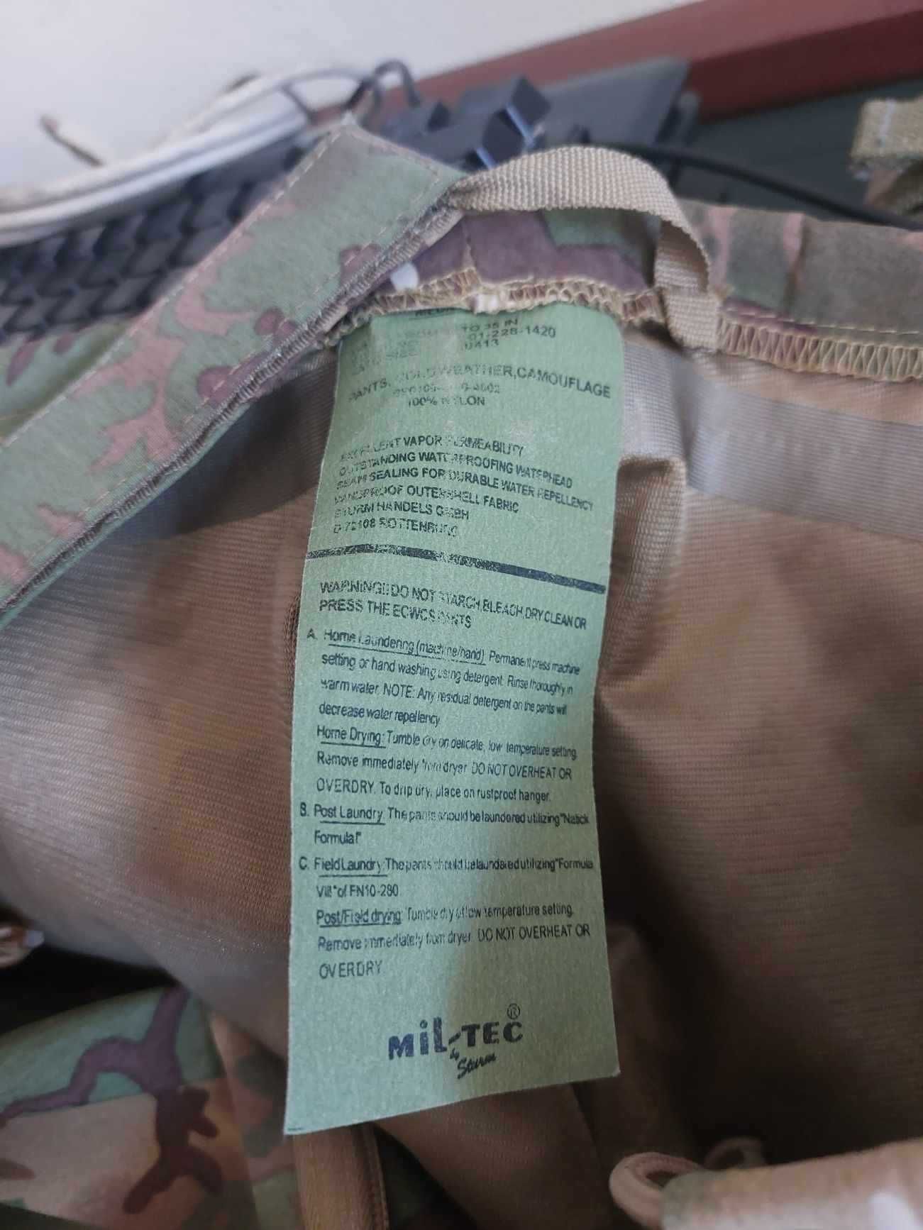 lenços  chapeus varios impermeavel camuflado
