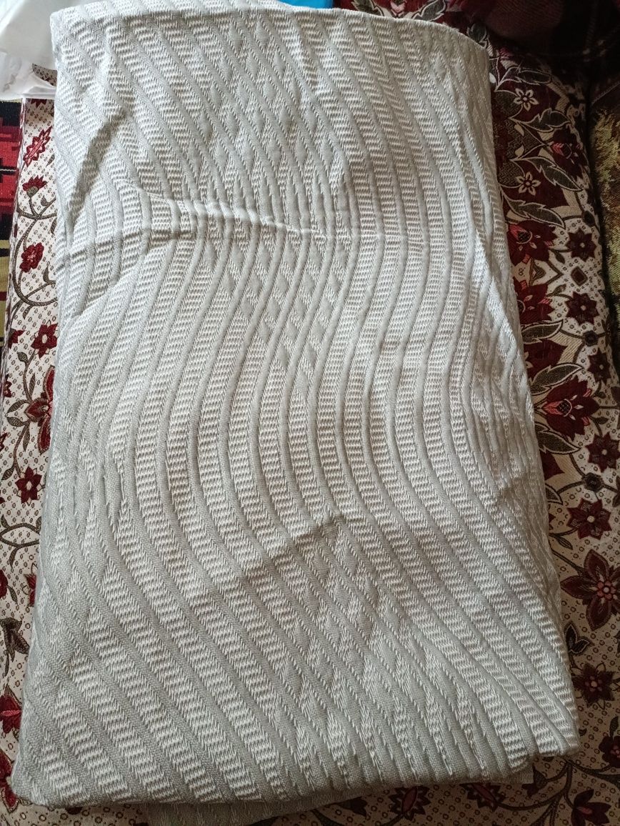 Покривало нове 240*260см