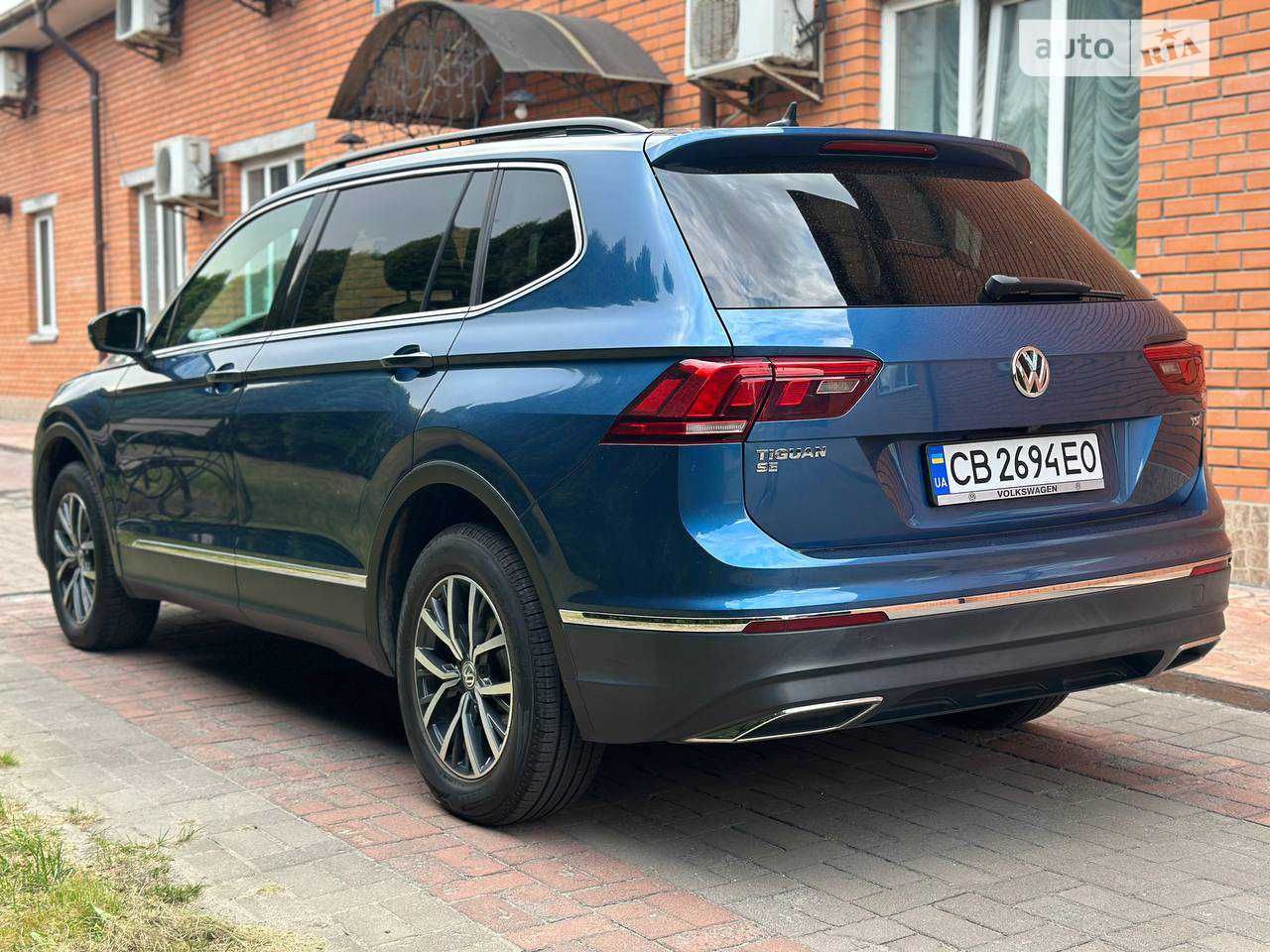 Volkswagen Tiguan SE (Фольксваген Тігуан) 2018 рік
