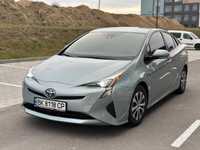 Toyota Prius 2017 рік Гібрид