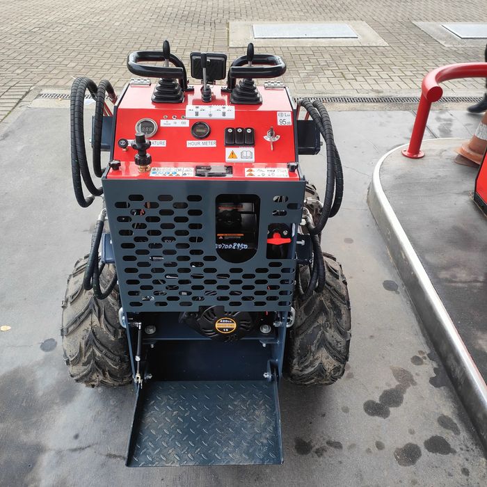 Mini ładowarka LW330S – kompaktowa, mocna i ekonomiczna