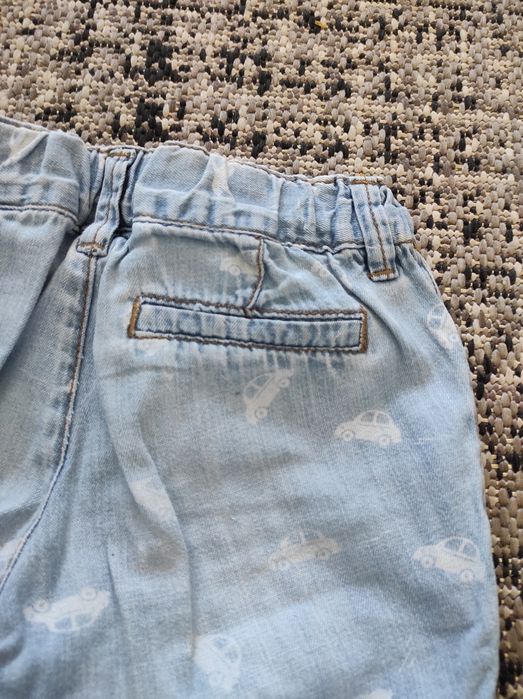 Szorty spodenki H&M r.86/92 miękka dżinsowa bawełna autka blue jeans