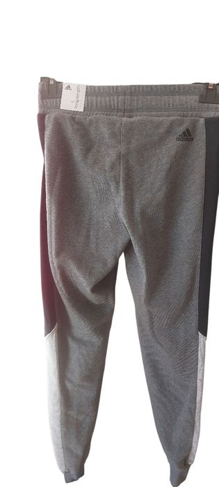 Dres chłopięcy adidas 158-164