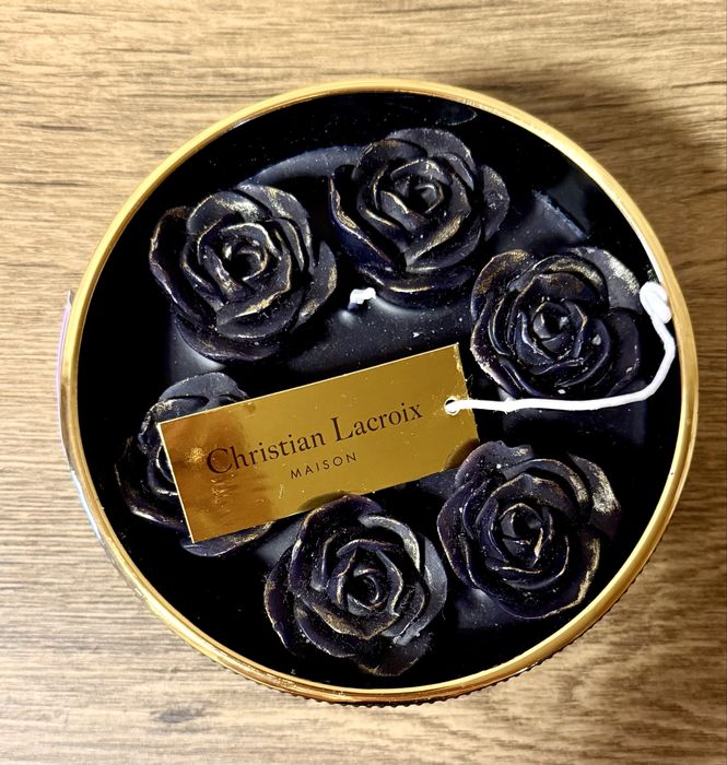 Оригінал!Нова декоративна преміум свічка Rose Christian Lacroix,221 гр