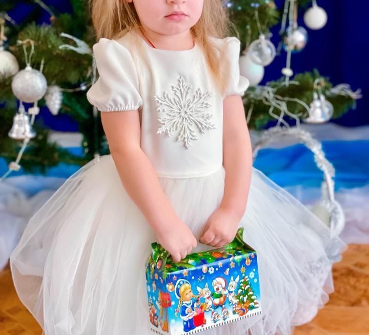 Сукня сніжинки на 104-110 зріст