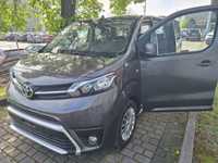 Wynajem auta Toyota Proace 8 osobowy