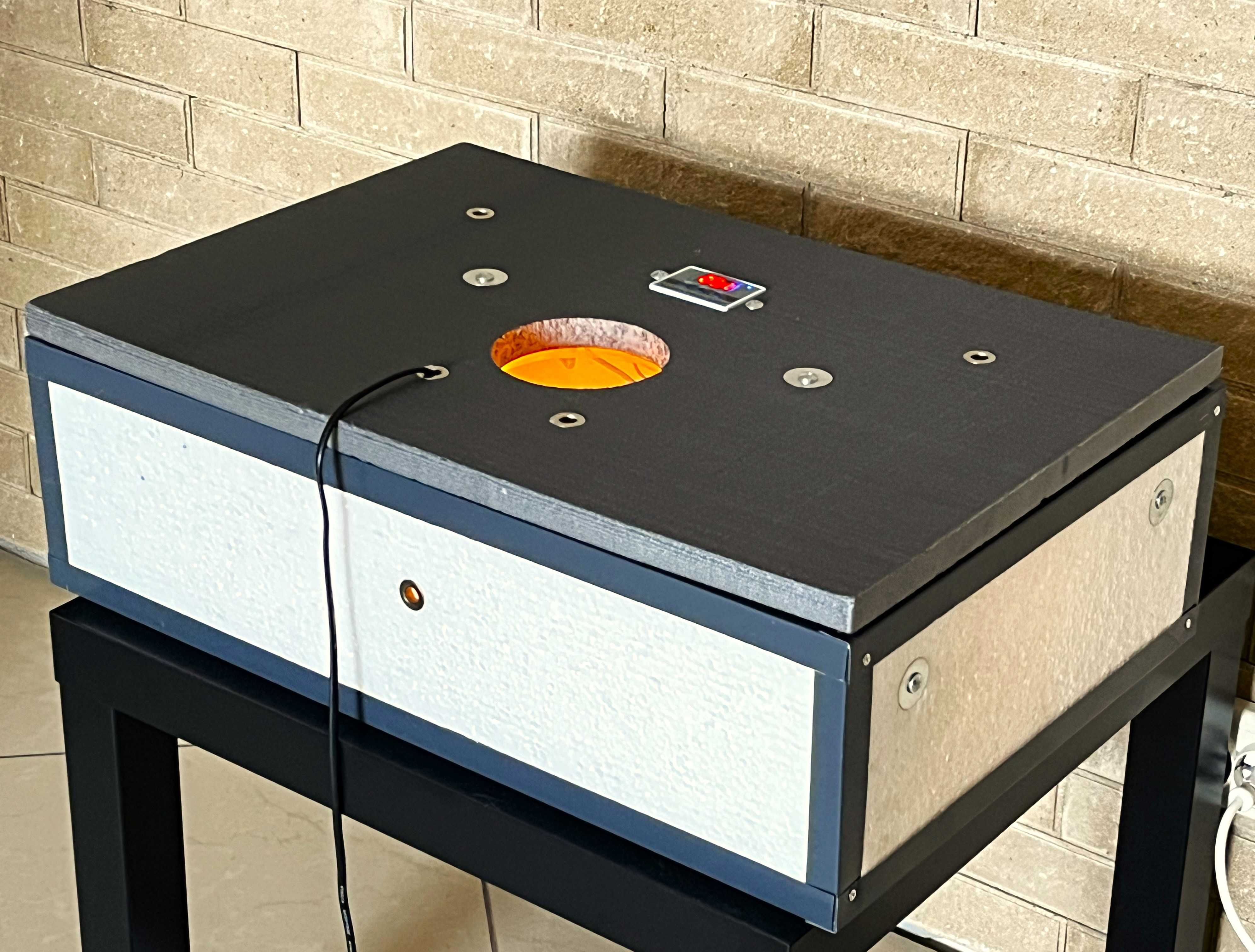 НАСЕДКА ІБ-70 Інкубатор цифровий ручний на 70 яєць Инкубатор Брудер