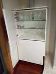 Movel bar em alto brilho com pes em Inox