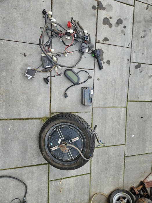 Silnik skutera elektrycznego 1500w 60v Bosh + wiązka sterownk