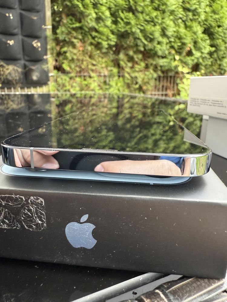 IPHONE  13 pro max 256 gb SIERRA BLUE