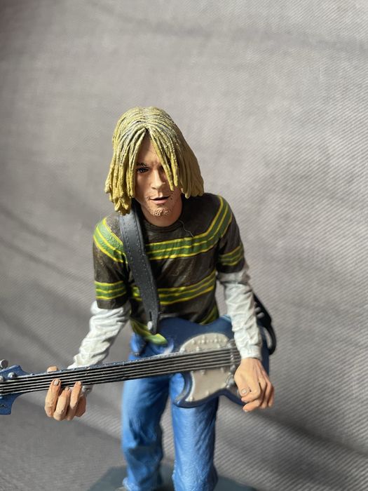 Estátua Kurt Cobain Nirvana Edição limitada